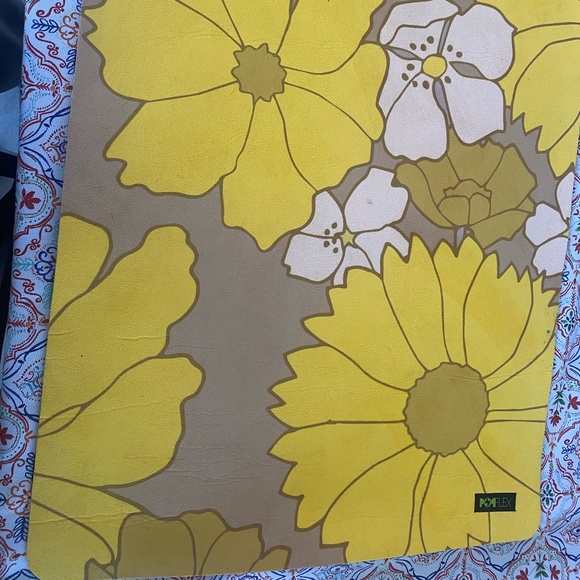 BLOGILATES VEGAN SUEDE YOGA MAT - Picture 5 of 5